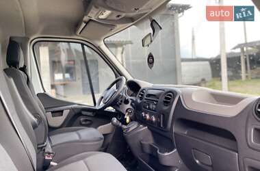 Грузовой фургон Renault Master 2018 в 