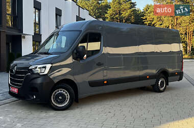 Грузовой фургон Renault Master 2022 в 