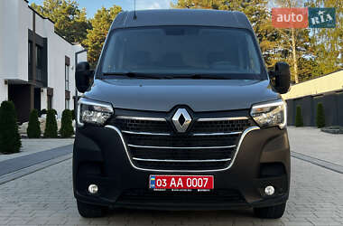 Грузовой фургон Renault Master 2022 в 