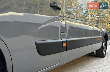 Грузовой фургон Renault Master 2022 в 