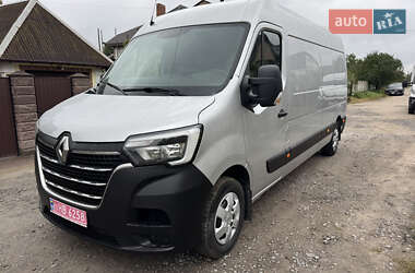 Грузовой фургон Renault Master 2020 в 