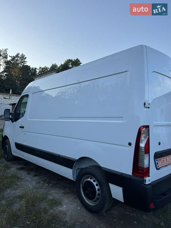 Грузовой фургон Renault Master 2023 в Шепетовке