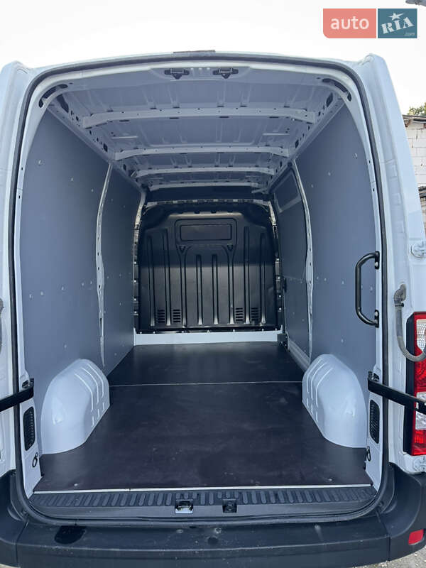 Грузовой фургон Renault Master 2023 в Шепетовке