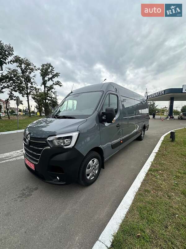 Renault Master 2023