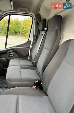 Грузовой фургон Renault Master 2021 в 
