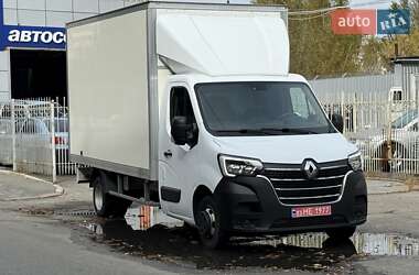 Грузовой фургон Renault Master 2022 в 
