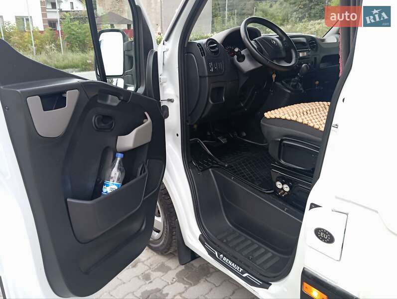 Тентованый Renault Master 2016 в Почаеве