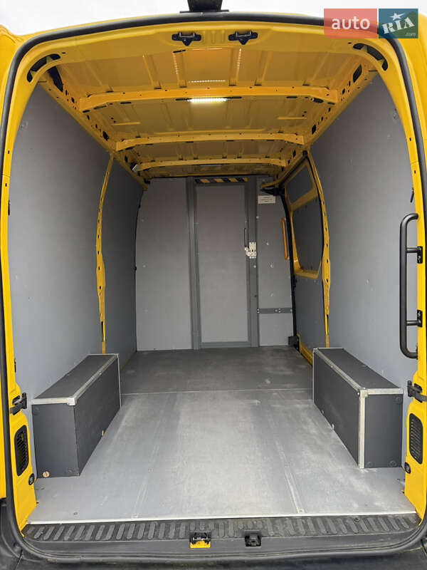 Микроавтобус грузовой (до 3,5т) Renault Master 2020 в Сарнах