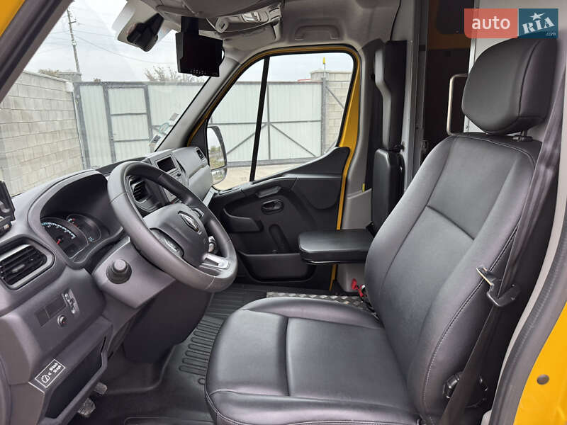 Микроавтобус грузовой (до 3,5т) Renault Master 2020 в Сарнах