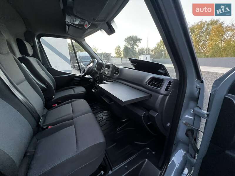 Грузовой фургон Renault Master 2023 в Киеве