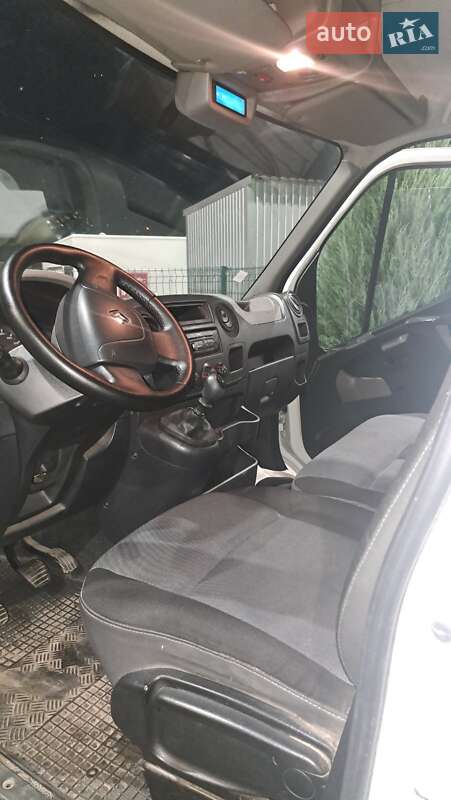 Вантажний фургон Renault Master 2013 в Ковелі