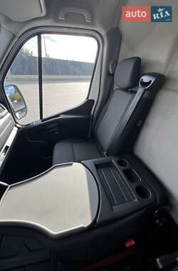 Грузовой фургон Renault Master 2021 в  фото 33 Грузовой фургон Renault Master 2021 в
