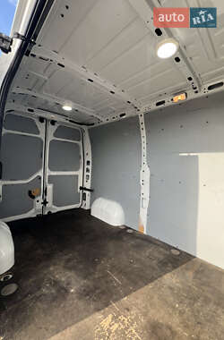Грузовой фургон Renault Master 2021 в  фото 43 Грузовой фургон Renault Master 2021 в