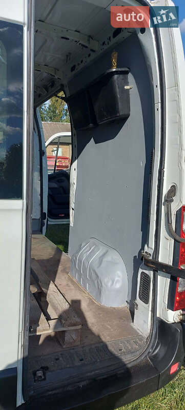 Грузовой фургон Renault Master 2011 в Сокале