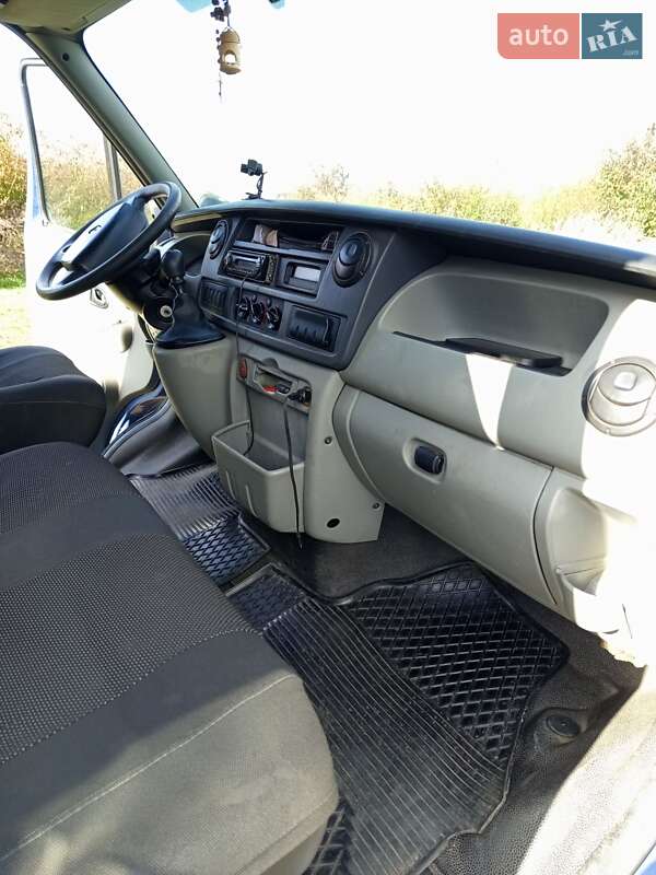 Вантажний фургон Renault Master 2010 в Львові фото 6 Вантажний фургон Renault Master 2010 в Львові