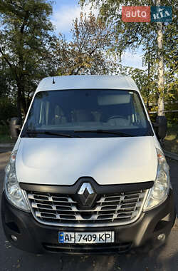 Грузовой фургон Renault Master 2015 в 