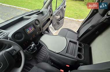 Грузовой фургон Renault Master 2018 в 