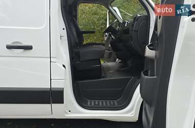 Грузовой фургон Renault Master 2018 в 