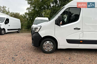 Грузовой фургон Renault Master 2021 в 