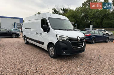 Грузовой фургон Renault Master 2021 в 