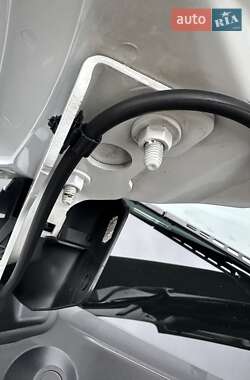 Грузовой фургон Renault Master 2022 в 