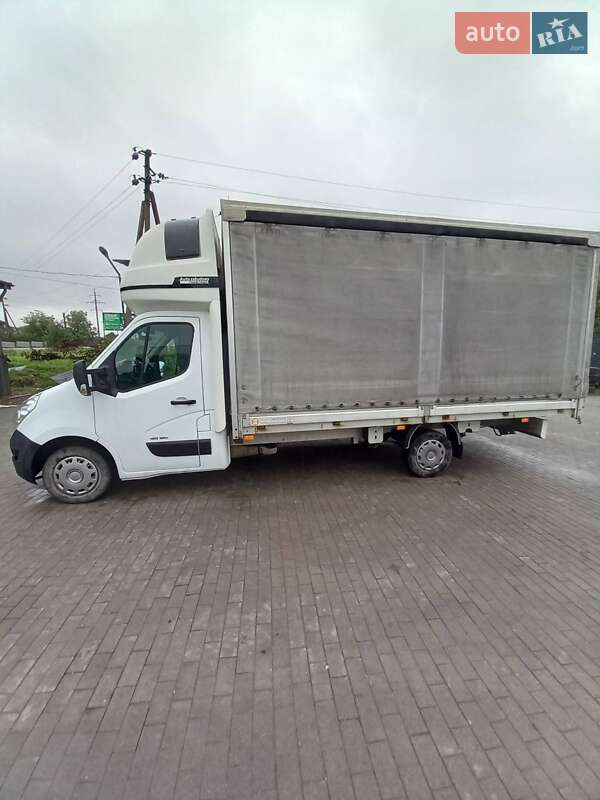 Грузовой фургон Renault Master 2013 в Городенке
