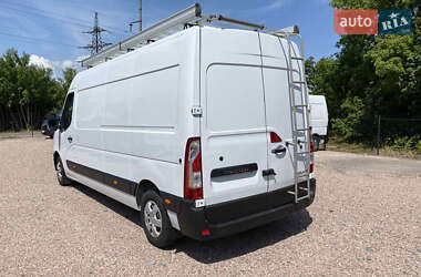 Грузовой фургон Renault Master 2021 в 