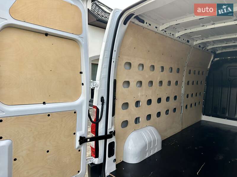 Грузовой фургон Renault Master 2021 в Дубно