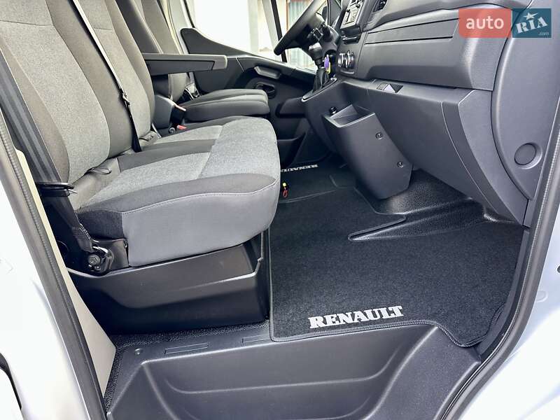 Грузовой фургон Renault Master 2021 в Дубно