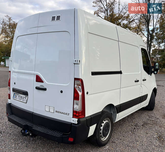 Грузовой фургон Renault Master 2017 в Первомайске