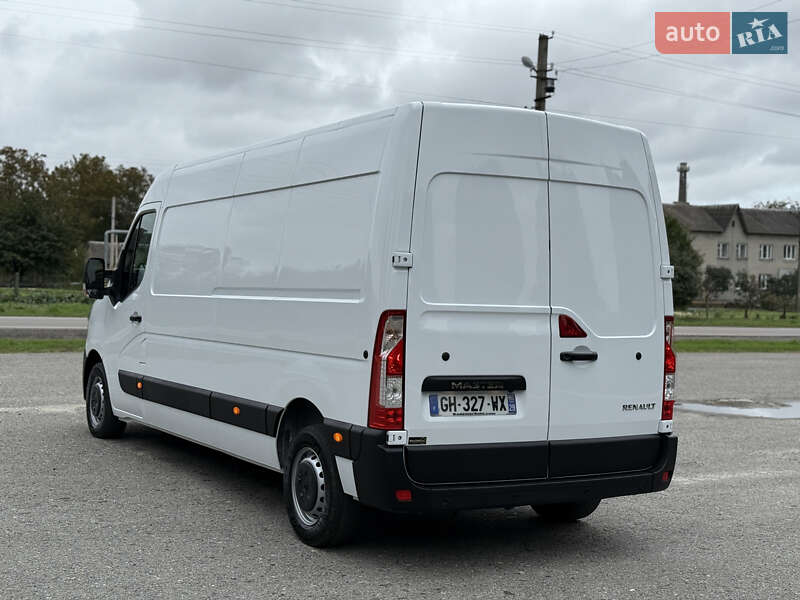 Грузовой фургон Renault Master 2022 в Дубно