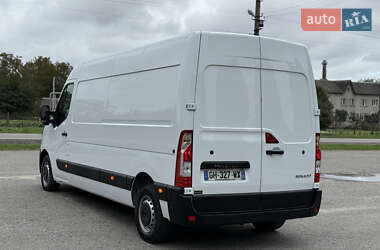 Грузовой фургон Renault Master 2022 в 