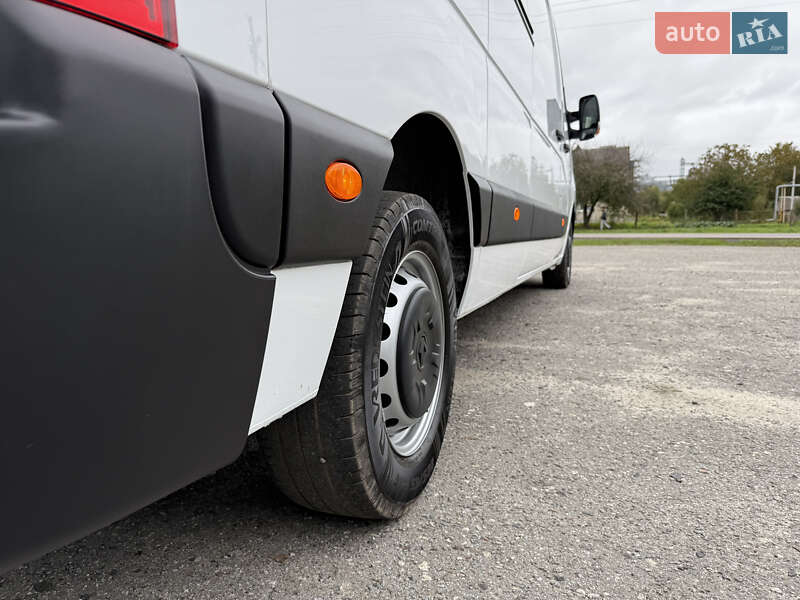 Грузовой фургон Renault Master 2022 в Дубно