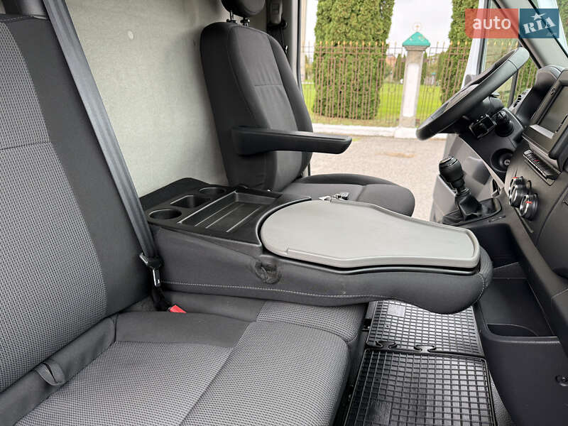 Грузовой фургон Renault Master 2022 в Дубно