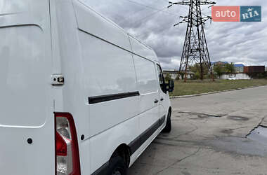 Грузовой фургон Renault Master 2012 в 