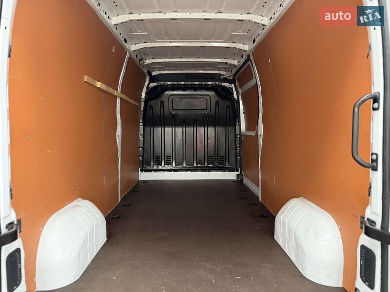 Грузовой фургон Renault Master 2021 в Дубно