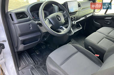 Грузовой фургон Renault Master 2021 в 