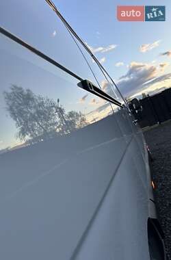 Грузовой фургон Renault Master 2020 в 