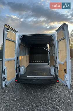 Грузовой фургон Renault Master 2020 в 