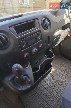 Микроавтобус грузовой (до 3,5т) Renault Master 2016 в 