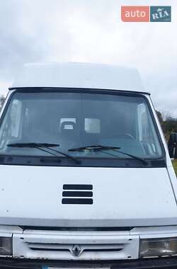 Микроавтобус грузовой (до 3,5т) Renault Master 1996 в 