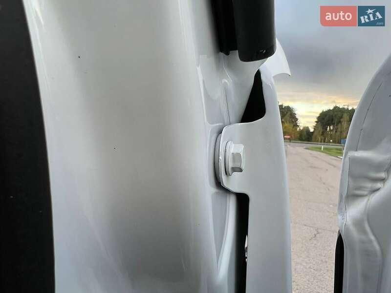 Тентованый Renault Master 2021 в Киеве