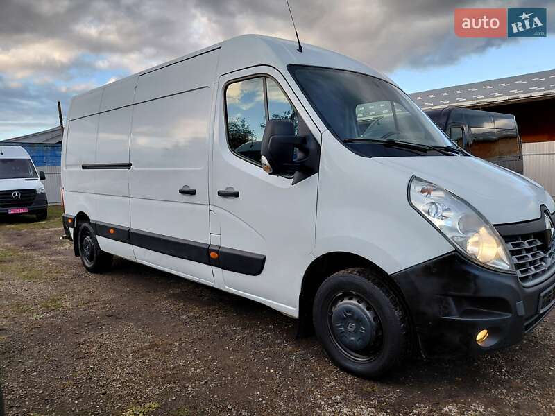 Грузовой фургон Renault Master 2017 в Ивано-Франковске