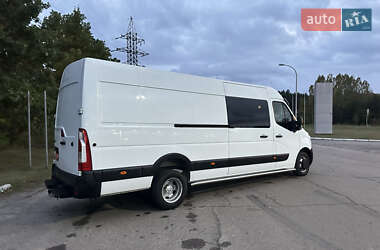 Грузопассажирский фургон Renault Master 2015 в 