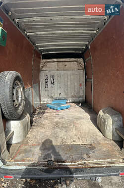 Грузовой фургон Renault Master 2009 в 