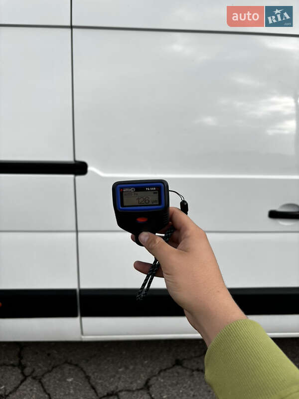 Грузовой фургон Renault Master 2016 в Умани