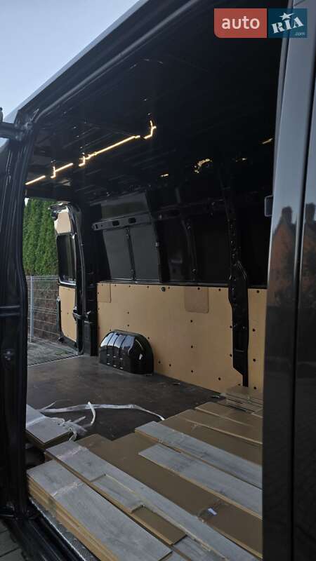 Грузовой фургон Renault Master 2020 в Тернополе