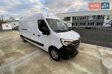 Грузовой фургон Renault Master 2022 в 