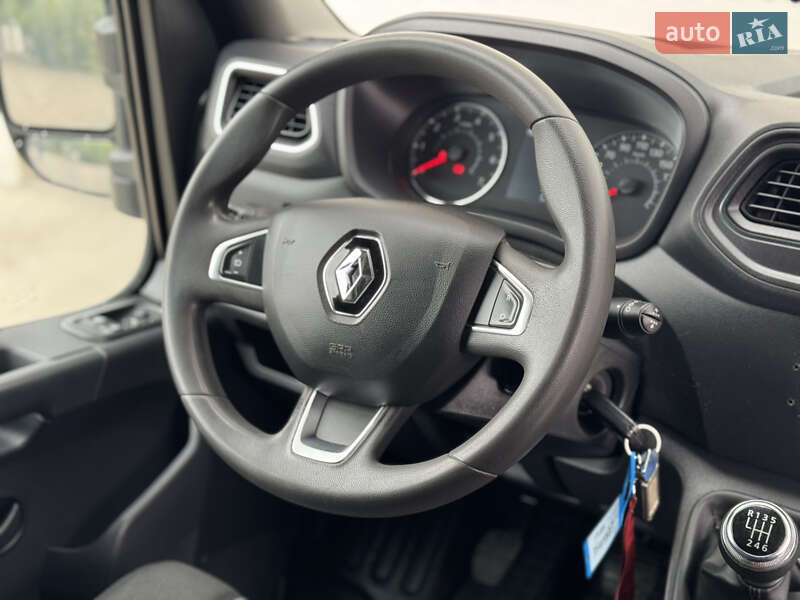 Тентованый Renault Master 2021 в Сарнах