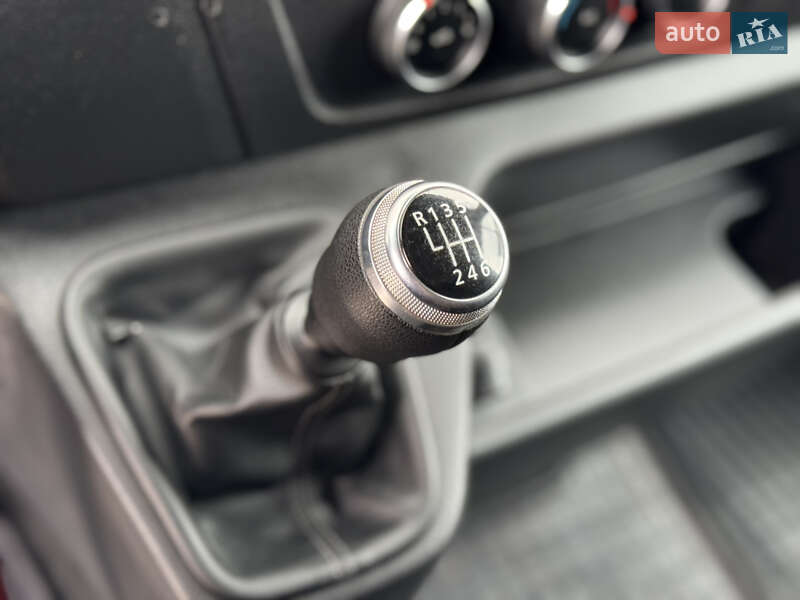 Тентованый Renault Master 2021 в Сарнах